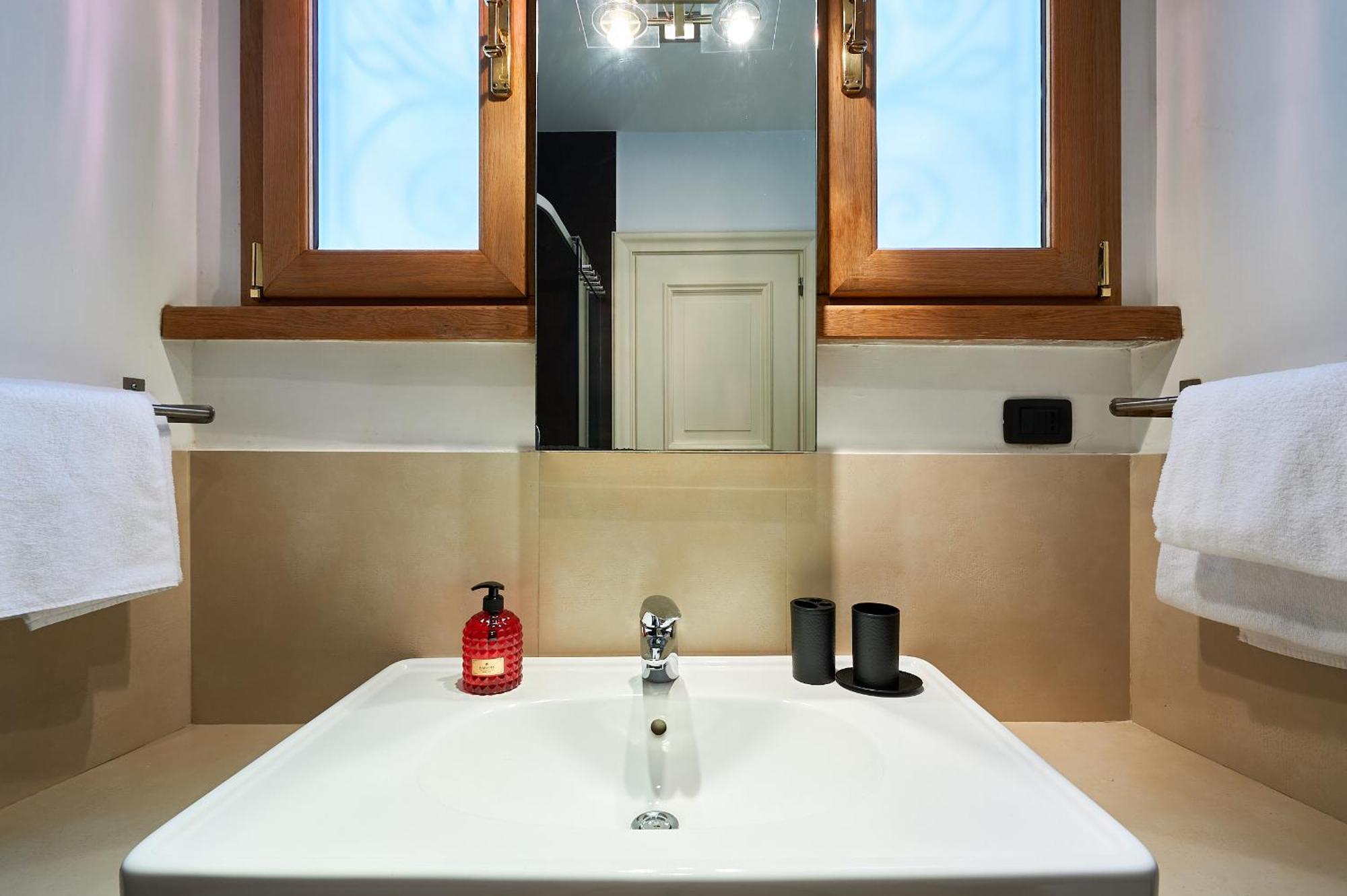 Irex Piazza Del Fico Private Apartment Rome Luaran gambar